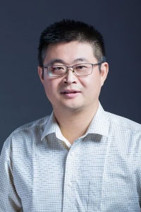 罗斌